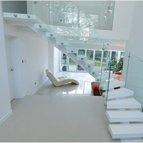 Balustades and Staircases: glass balustrade for stairs 
