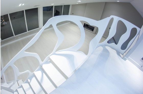 Balustades and Staircases: outdoor glass balustrade 